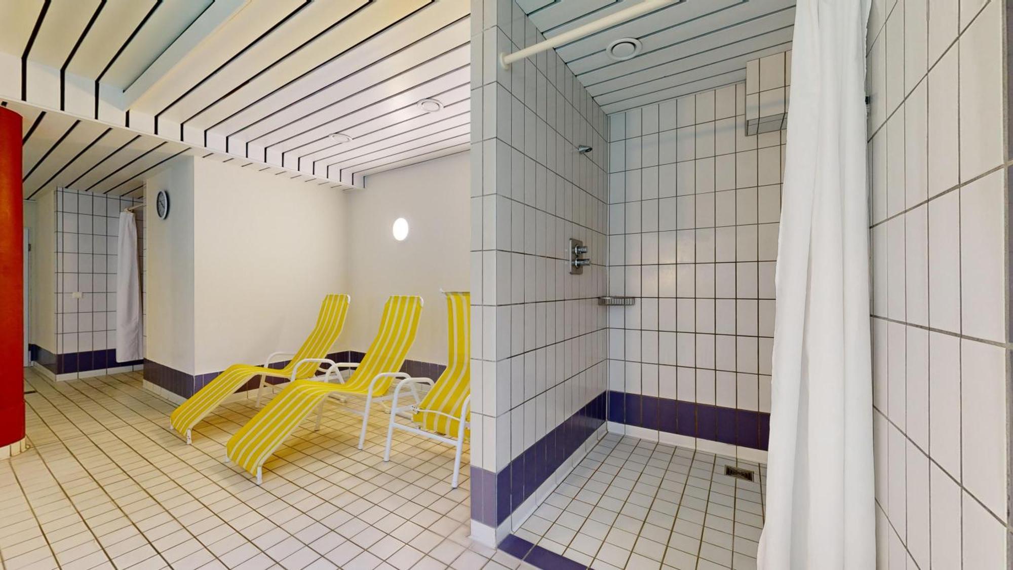 Strandnahe Mit Schwimmbad Im Haus, A Cappella 01 Im Binz,