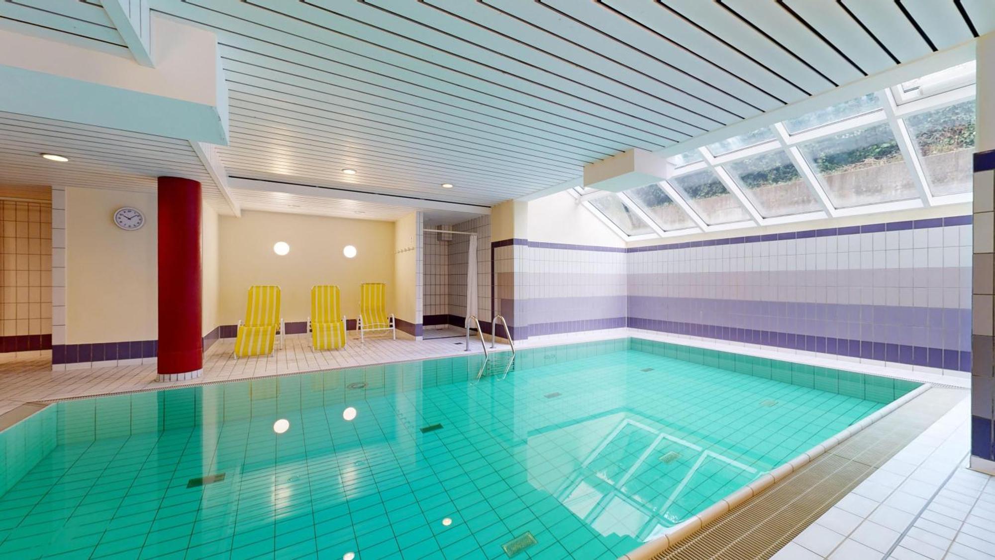 Strandnahe Mit Schwimmbad Im Haus, A Cappella 01 Im Binz, *